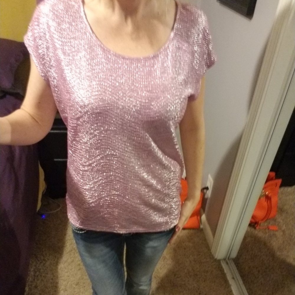 Beautiful iridescent pink top